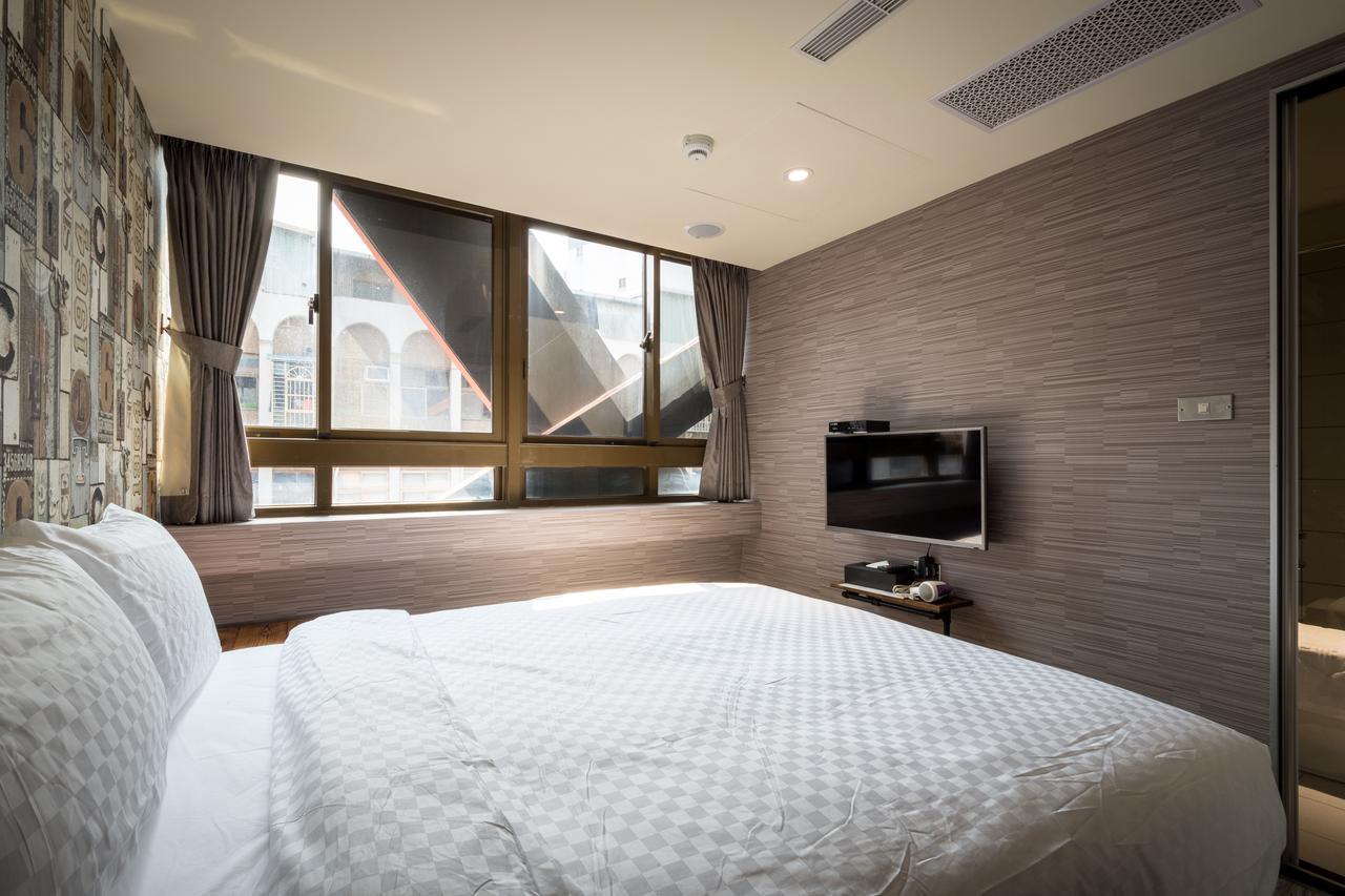 The Cole Hotel Taipei Bagian luar foto